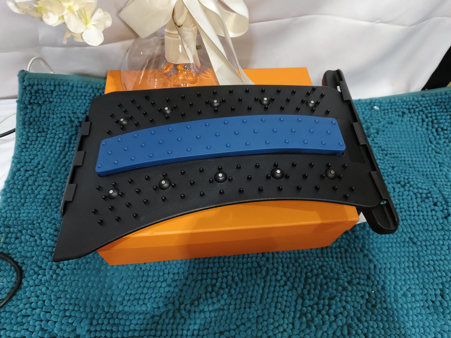 AZTrendy SpineArch Lumbar Stretcher: 3-Level Adjustable Corrector (Blue/Green/Red/Purple)🧘‍♂️🔙